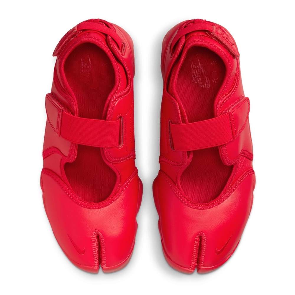 Nike Women’s Leather Air Rift